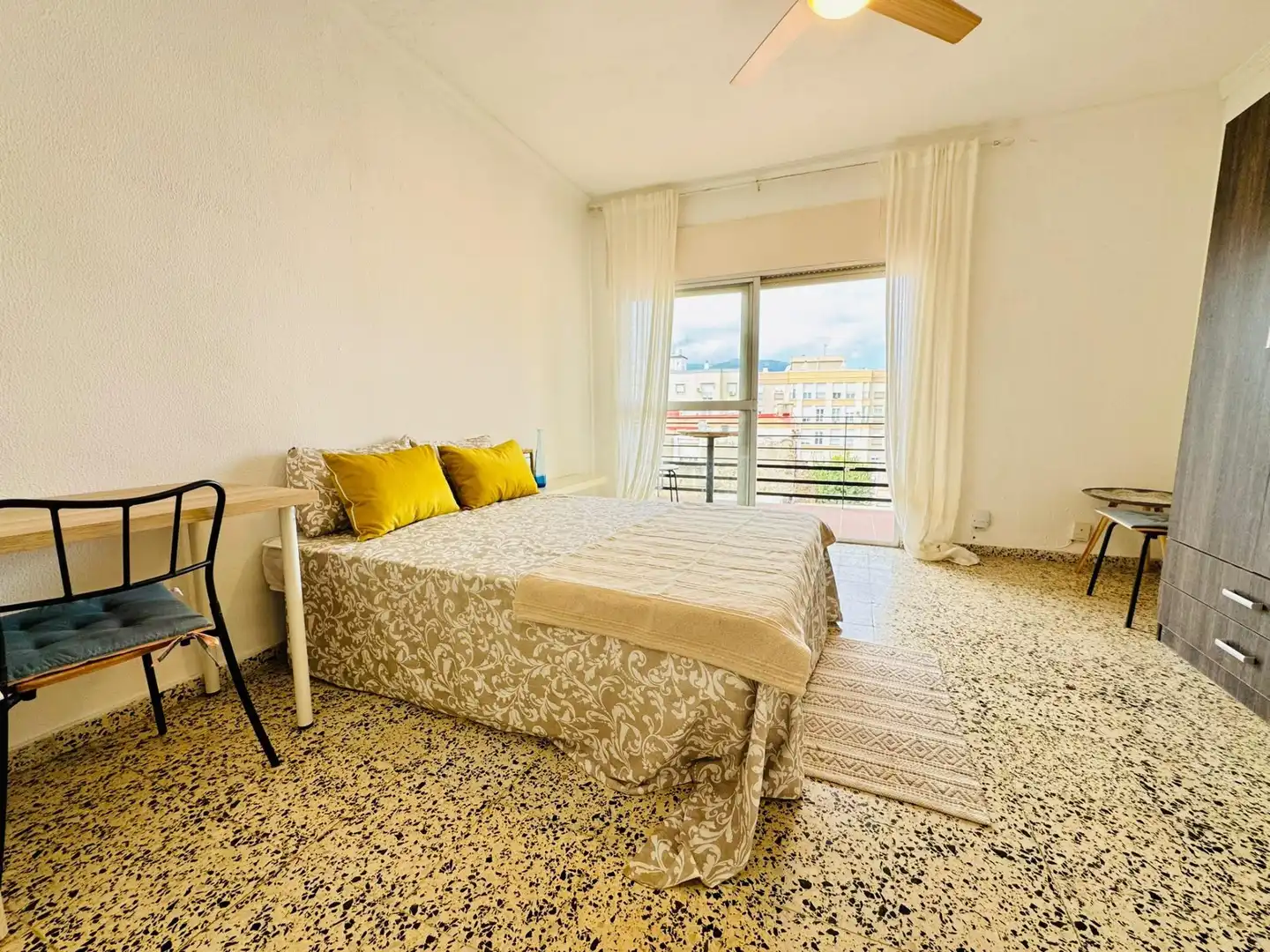 Piso con terraza en venta en Casco Antiguo