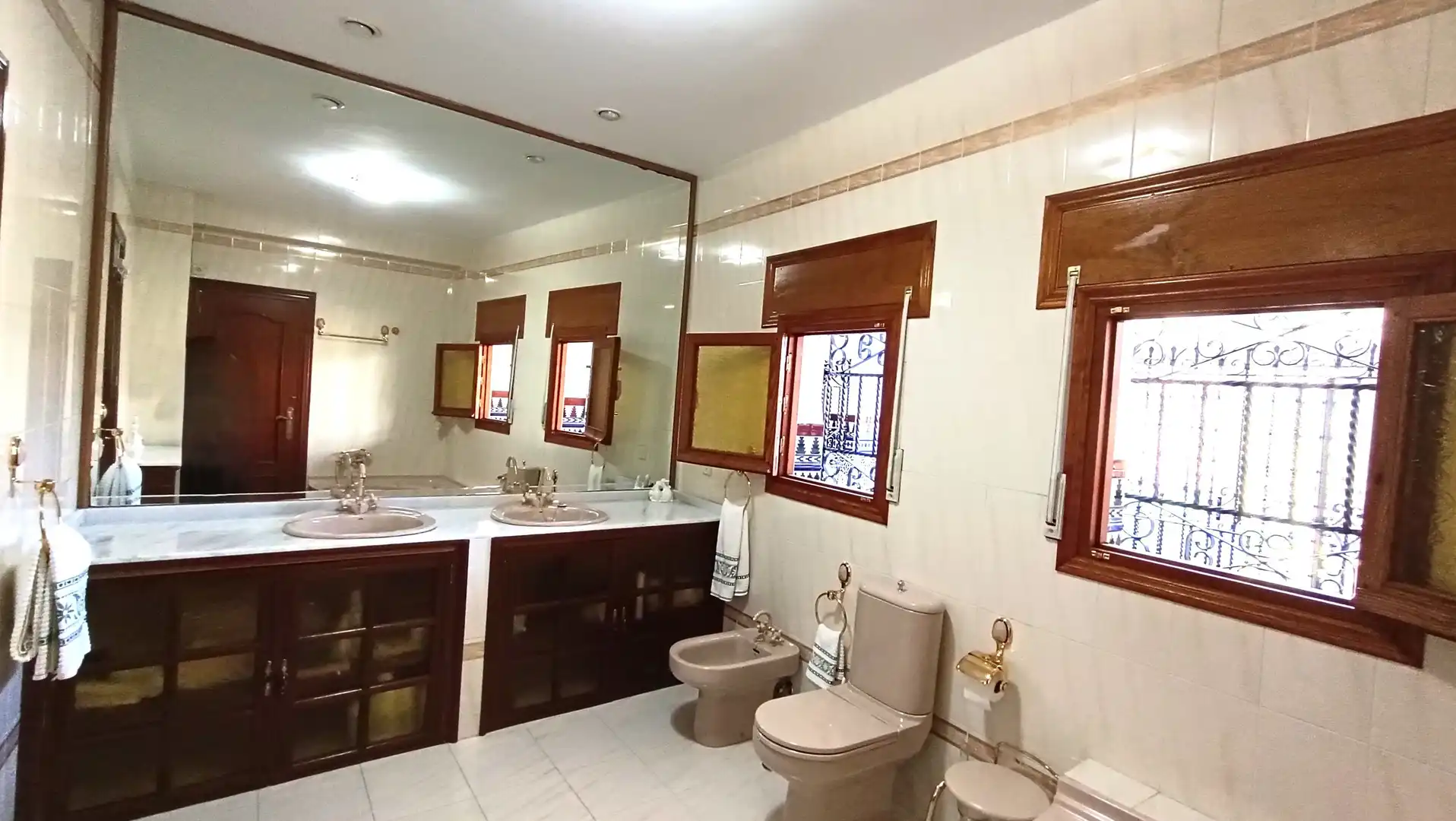 Bany de Casa o xalet en venda en Guadalupe amb Jardí privat i Terrassa