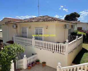 Exterior view of House or chalet for sale in Chiva  with Terrace and Swimming Pool