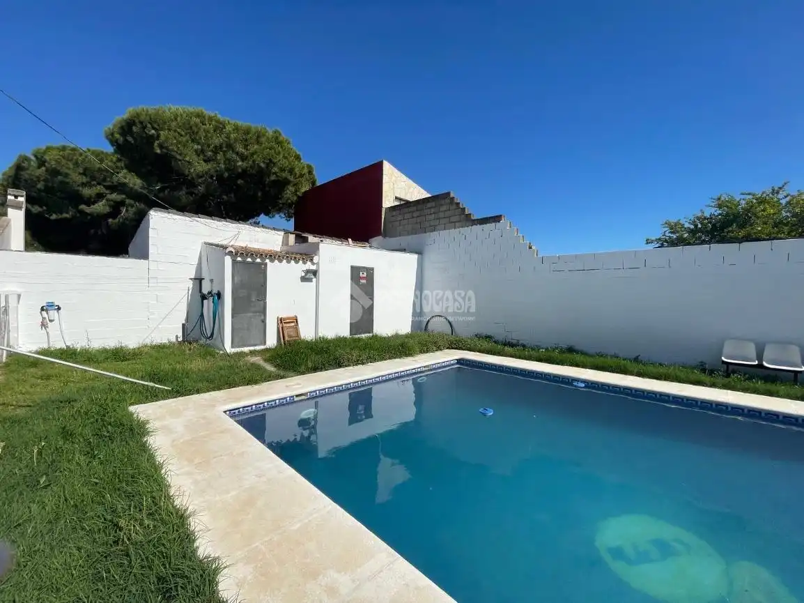 Piscina de Finca rústica en venta en Chiclana de la Frontera
