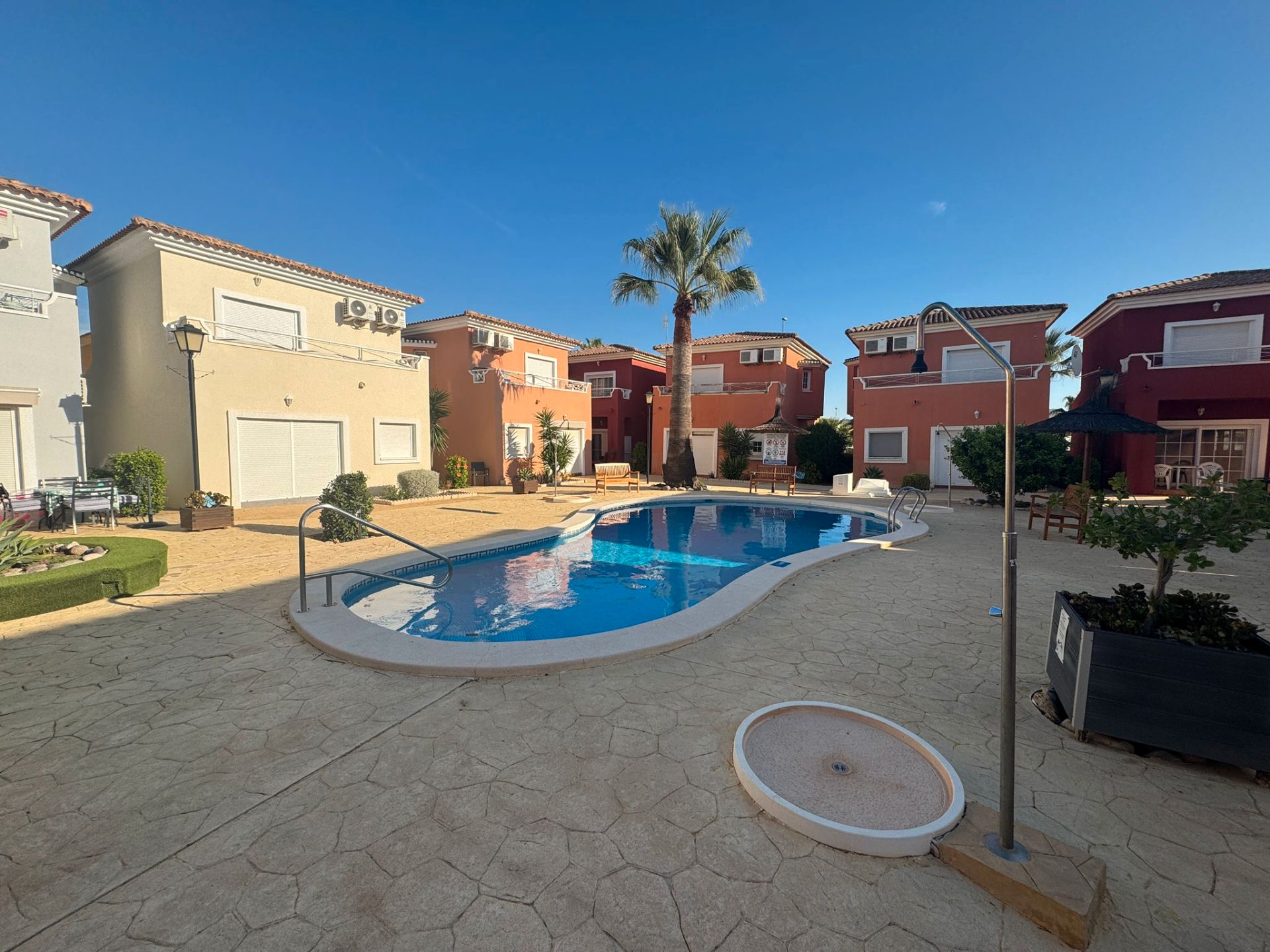 Vista exterior de Casa o xalet en venda en  Murcia Capital amb Terrassa, Moblat i Balcó