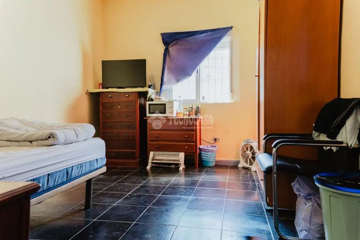 Habitación de Casa adosada en venta en Rioja