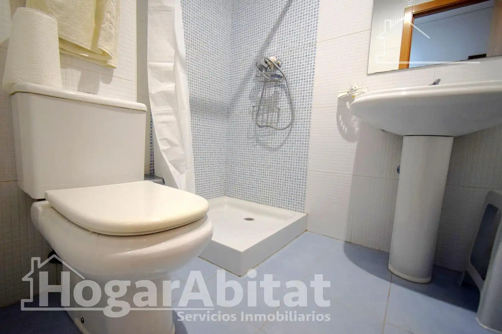 Baño de Piso en venta en Sagunto / Sagunt con Terraza y Trastero