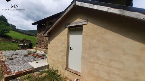 Foto 4 de Finca rústica en venta en San Pedro del Romeral, Cantabria