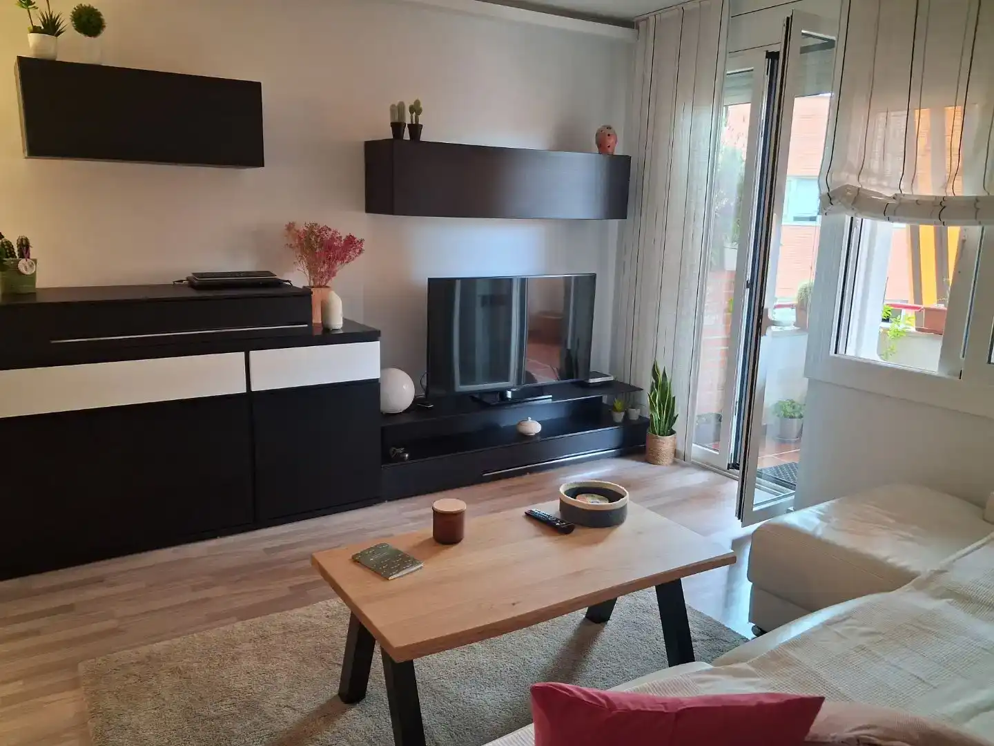 Sala d'estar de Pis en venda en Sant Sadurní d'Anoia amb Aire condicionat, Parquet i Traster