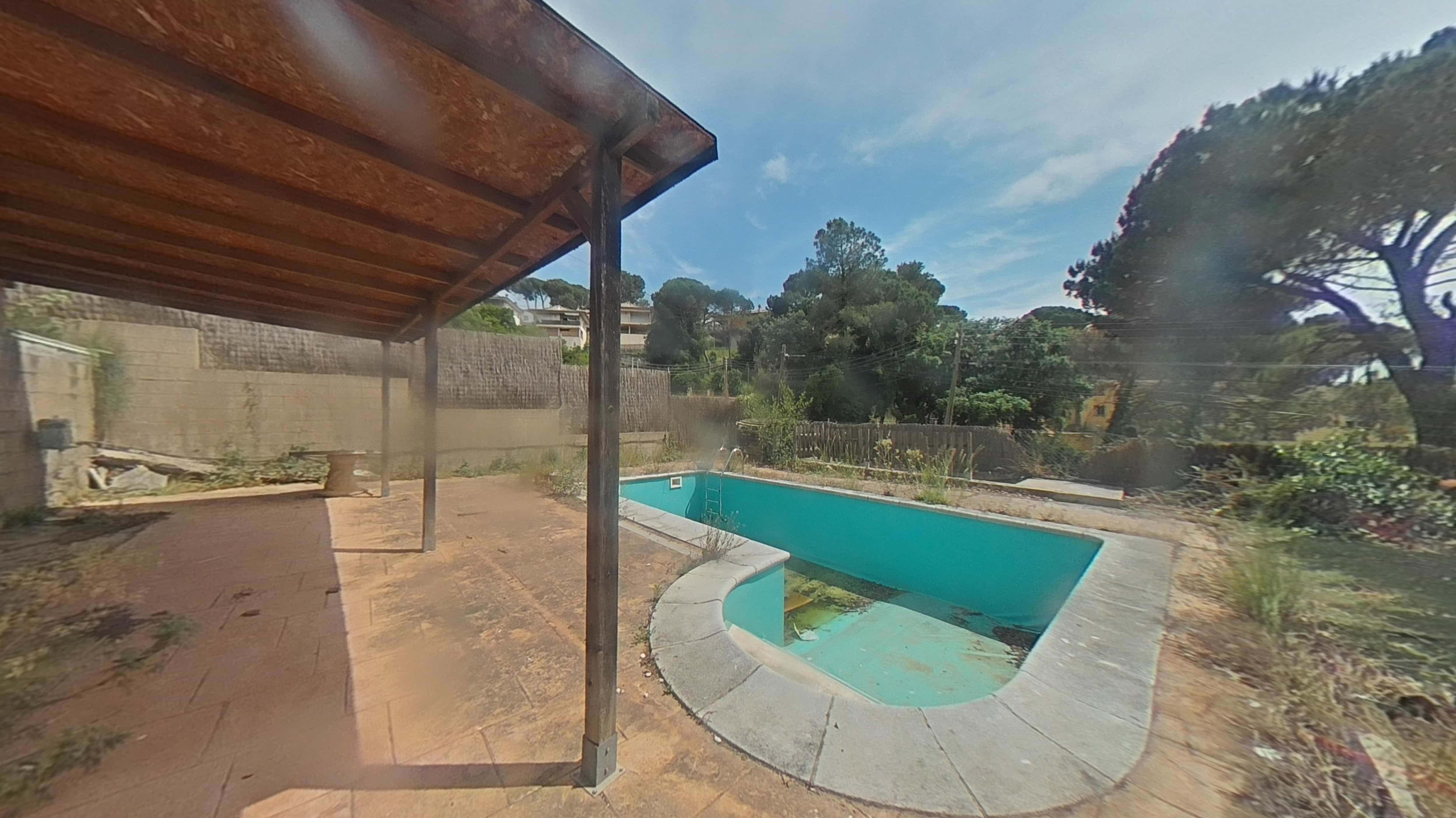 Piscina de Casa o xalet en venda en Tordera amb Terrassa i Piscina