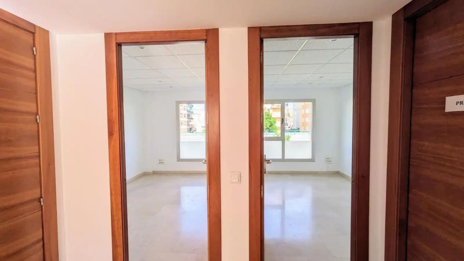 Büro zur Miete in Playa de los Boliches