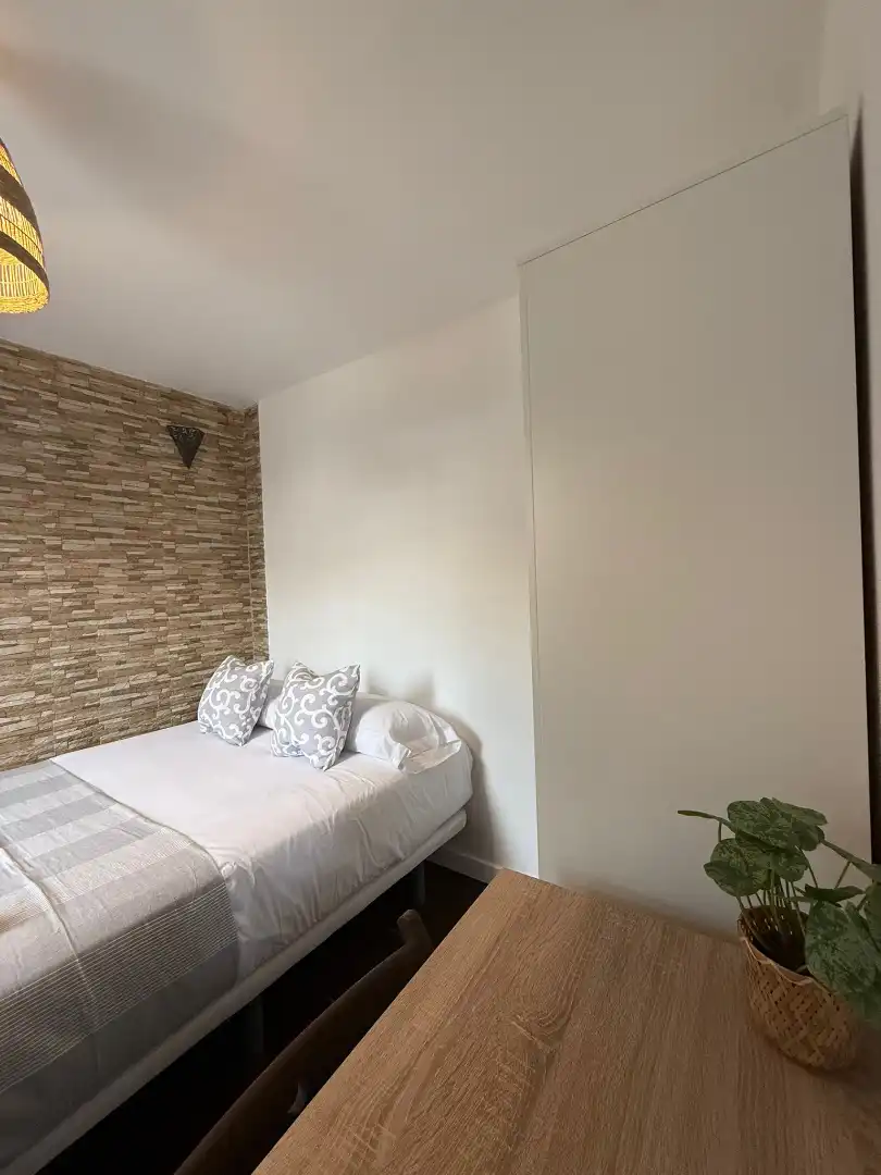 Room in Calle Alcalde Ronquillo, 20, Martiricos - La Roca - La Rosaleda