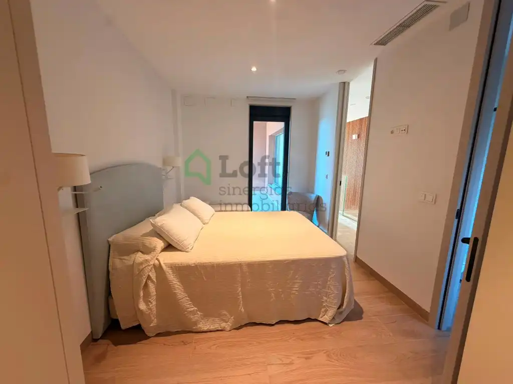 Dormitori de Casa o xalet en venda en Badajoz amb Terrassa, Piscina i Domòtica