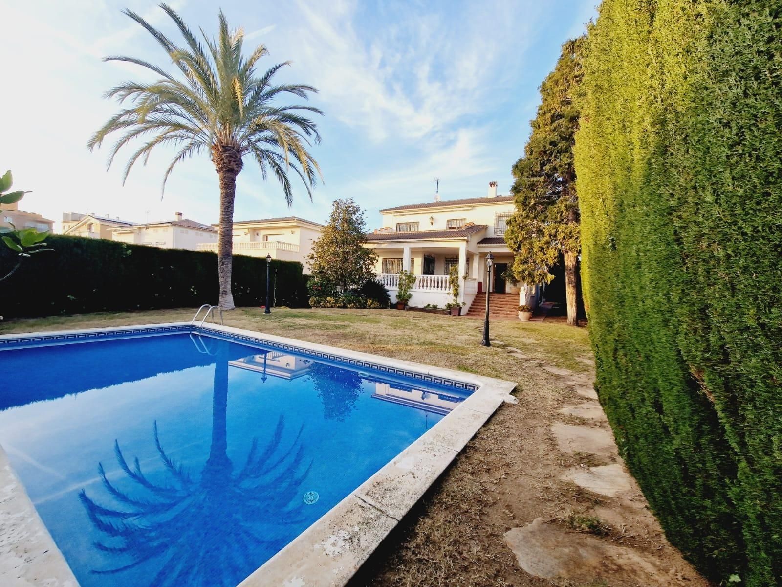 Jardí de Casa o xalet en venda en El Vendrell amb Calefacció, Jardí privat i Terrassa