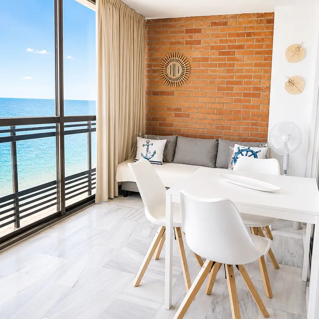 Terrassa de Apartament de lloguer en Benidorm amb Aire condicionat, Terrassa i Moblat