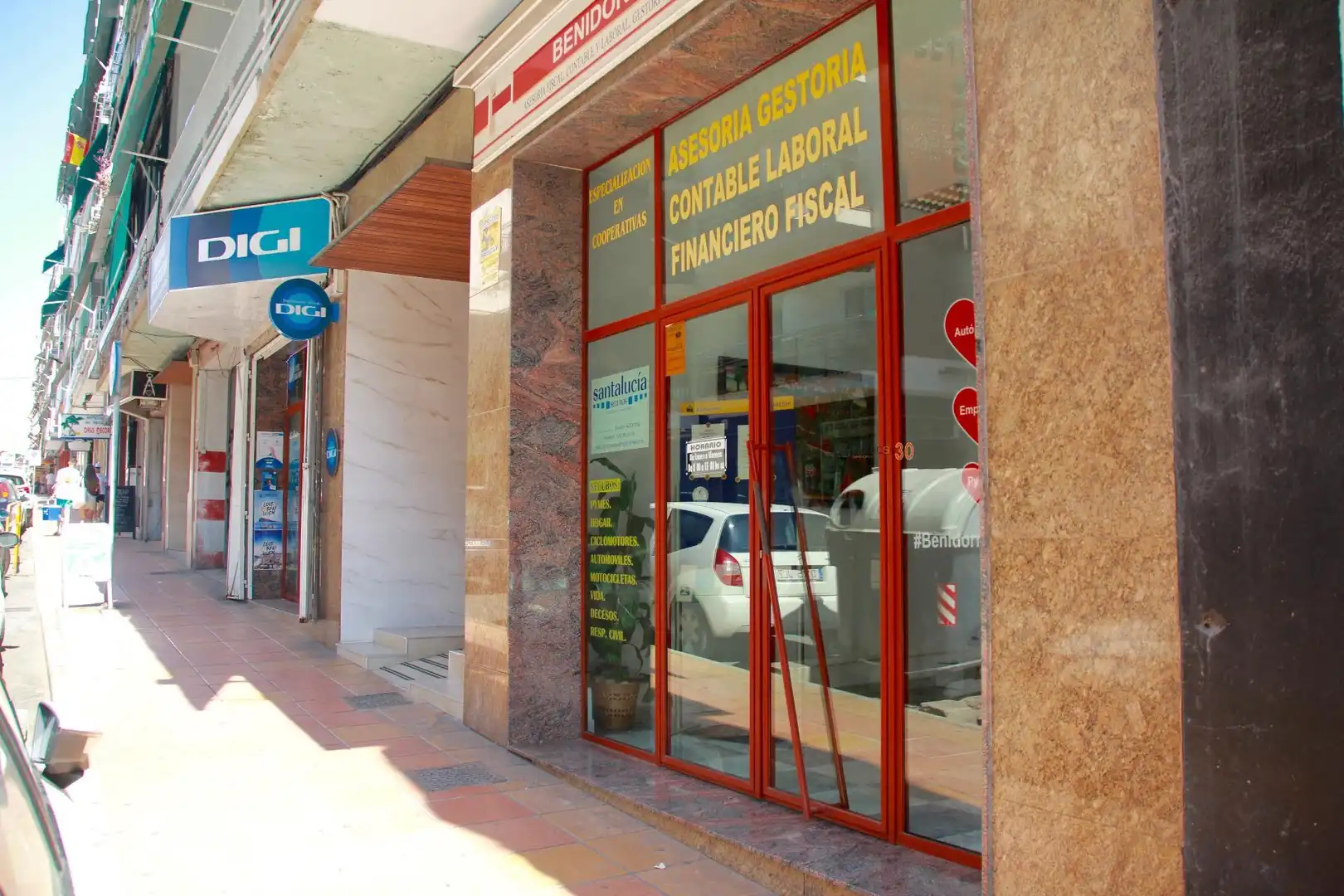 Commercial properties for sale in Benidorm  with Air Conditioner
