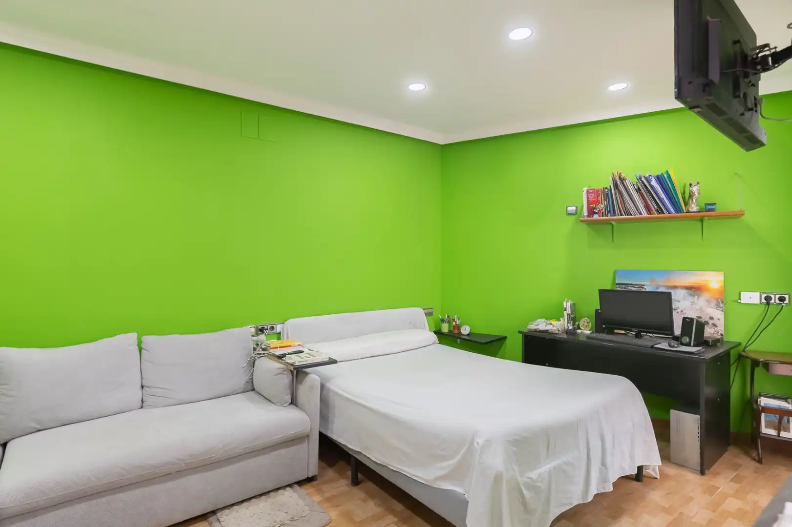 Dormitori de Apartament en venda en Santa Coloma de Gramenet amb Aire condicionat, Calefacció i Traster