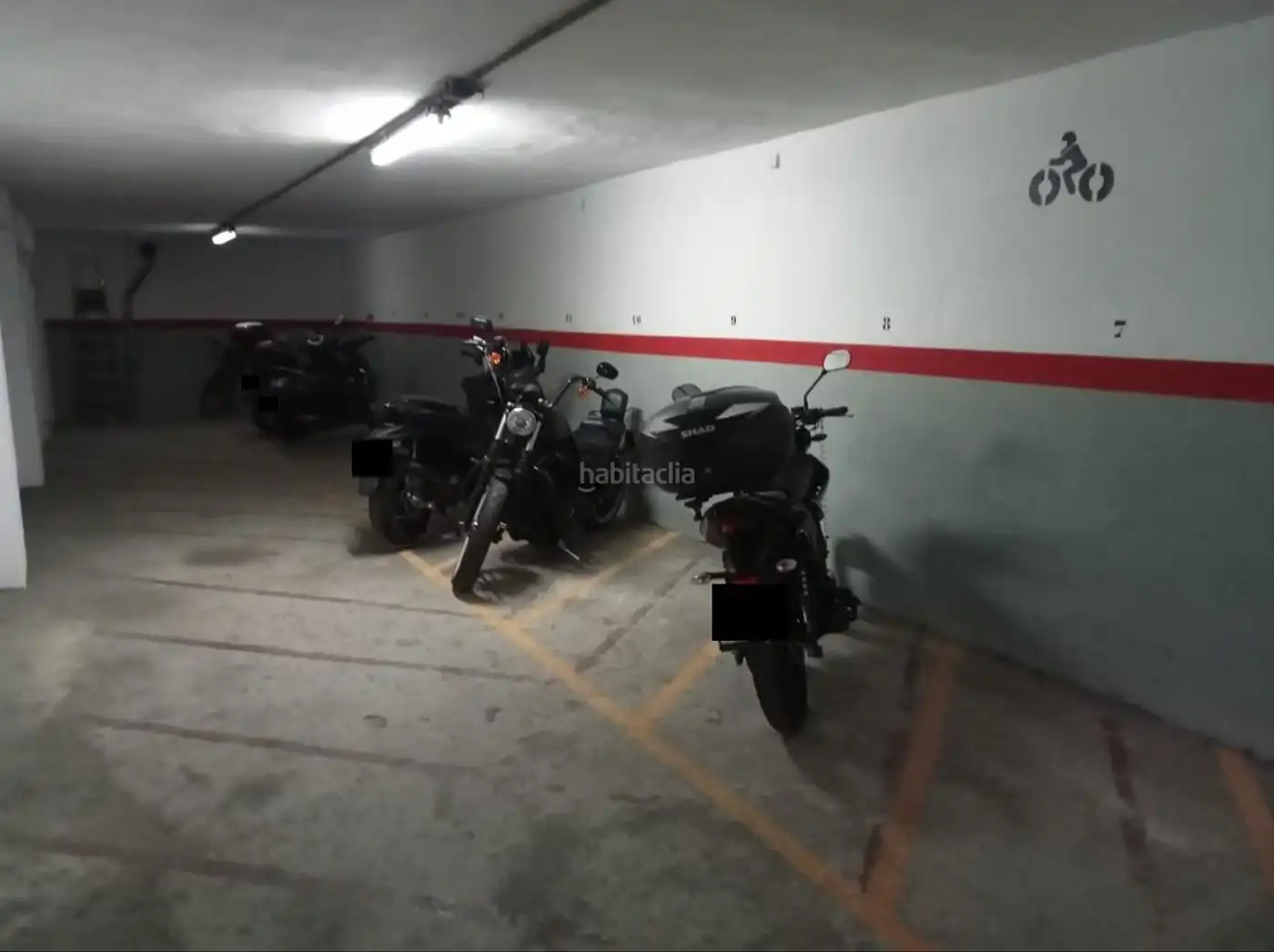 Motorradstellplatz zur Miete in Carrer del Periodista Gil Sumbiela 64, imagen 8