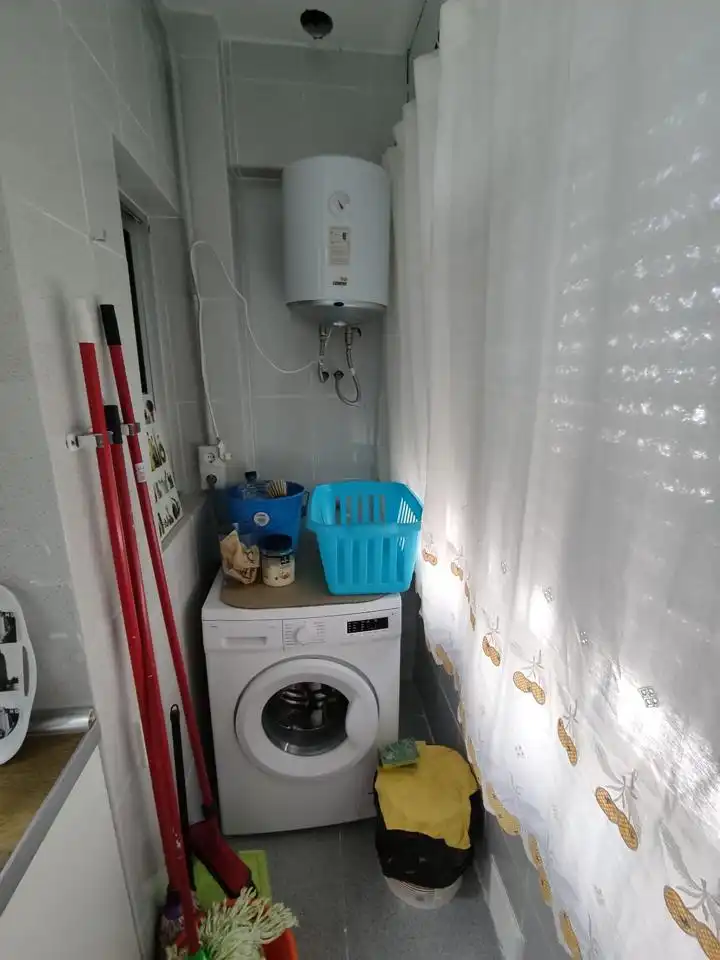 Flat for rent in Calle Pedro Nieto, Los Pinos - El Pilar