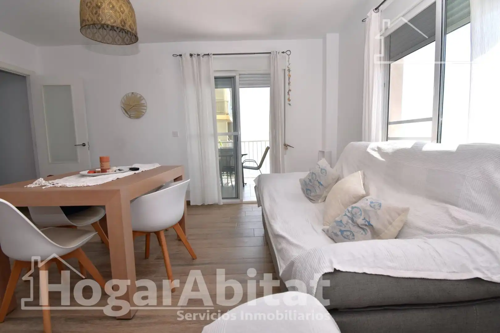 Sala d'estar de Pis en venda en Sueca amb Calefacció, Terrassa i Balcó
