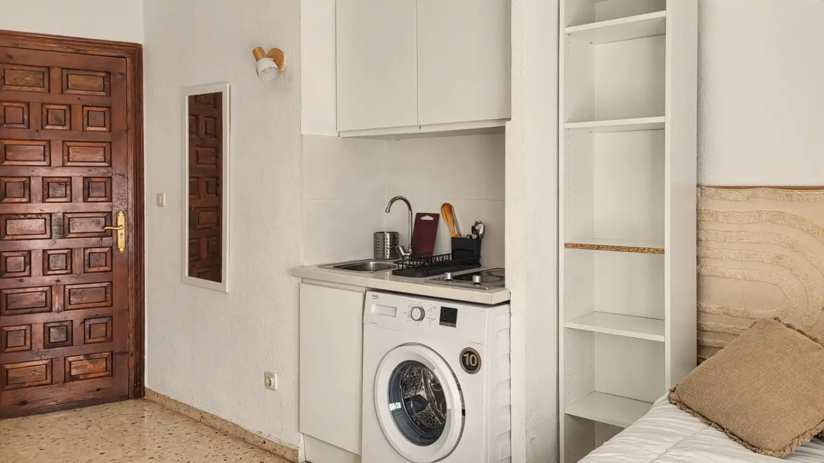 Cocina de Estudio en venta en Dénia con Aire acondicionado, Calefacción y Jardín privado