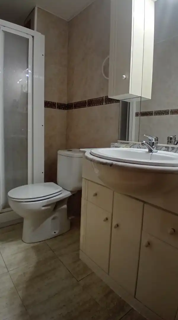 Baño de Apartamento en venta en Roquetas de Mar con Terraza, Amueblado y Horno