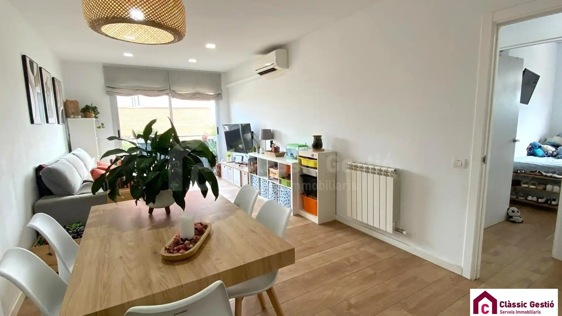 Dining room of Flat for sale in Terrassa  with Air Conditioner, Heating and Balcony