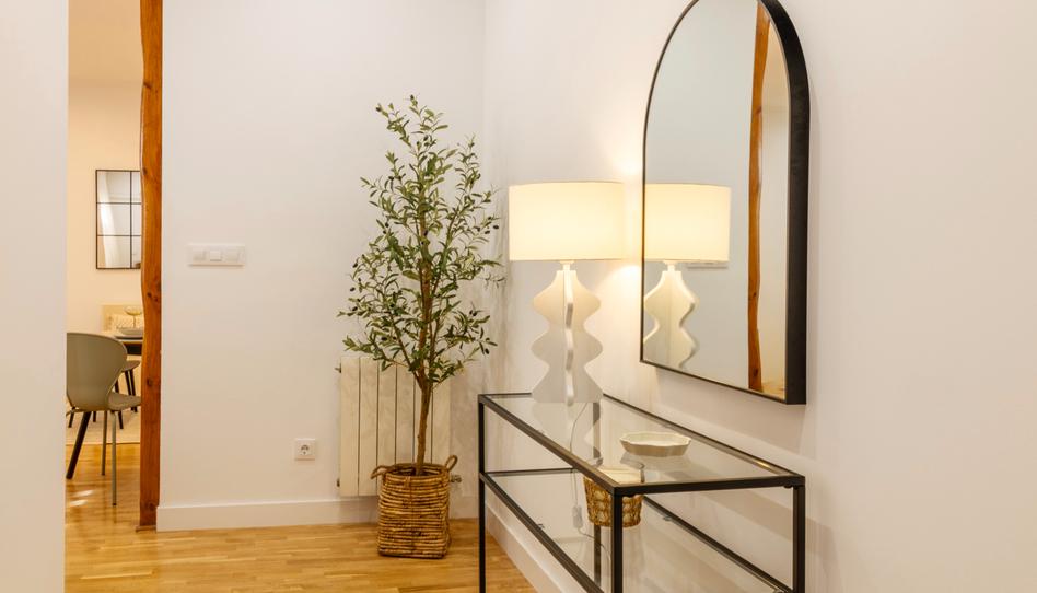 Photo 1 of Flat for sale in Calle de Jesús del Valle, Universidad - Malasaña, Madrid