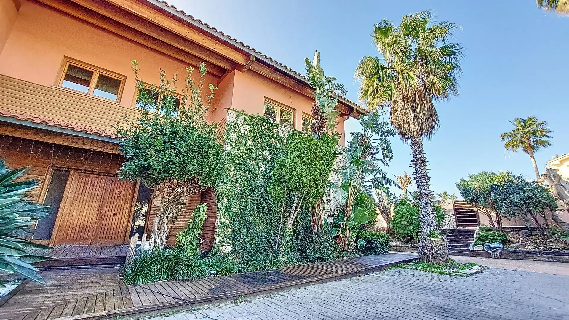 Vista exterior de Casa o chalet en venta en Calafell con Aire acondicionado, Calefacción y Jardín privado