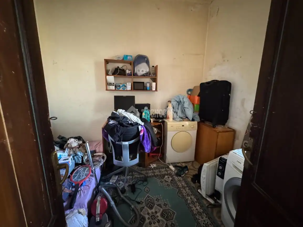 Wohnung zum Verkauf in Barcelona mit Abstellraum und Balkon