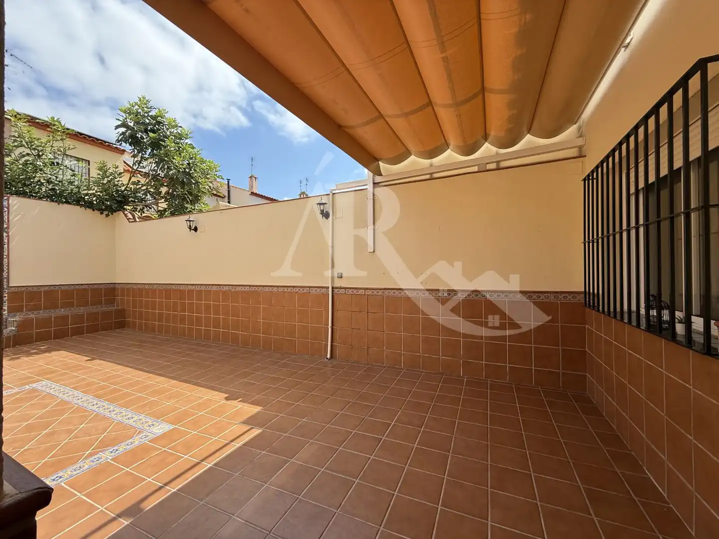 Terrassa de Casa adosada de lloguer en Umbrete amb Aire condicionat