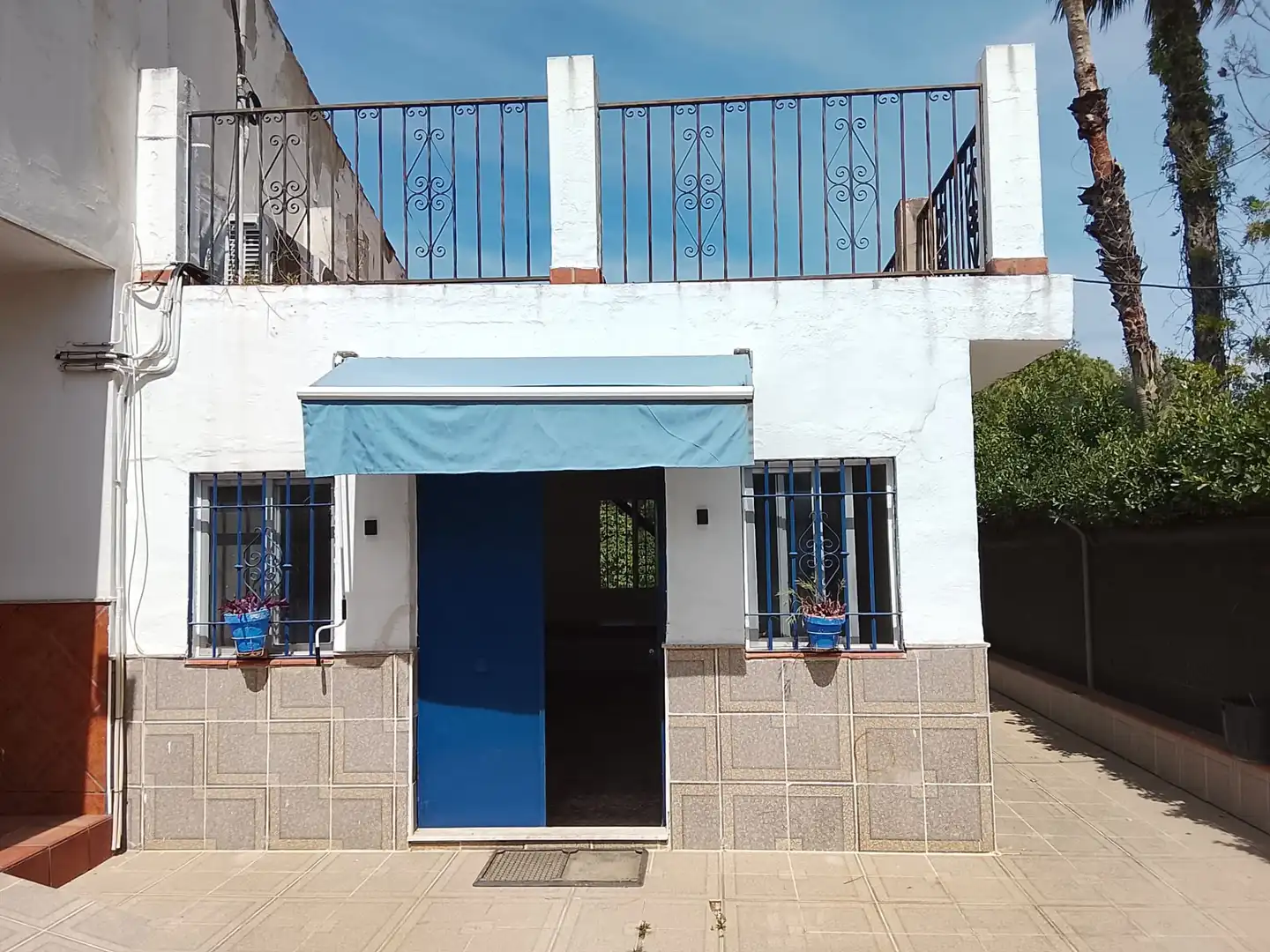 Exterior view of Houses for sale in Córdoba  with Air Conditioner, Private garden and Terrace
