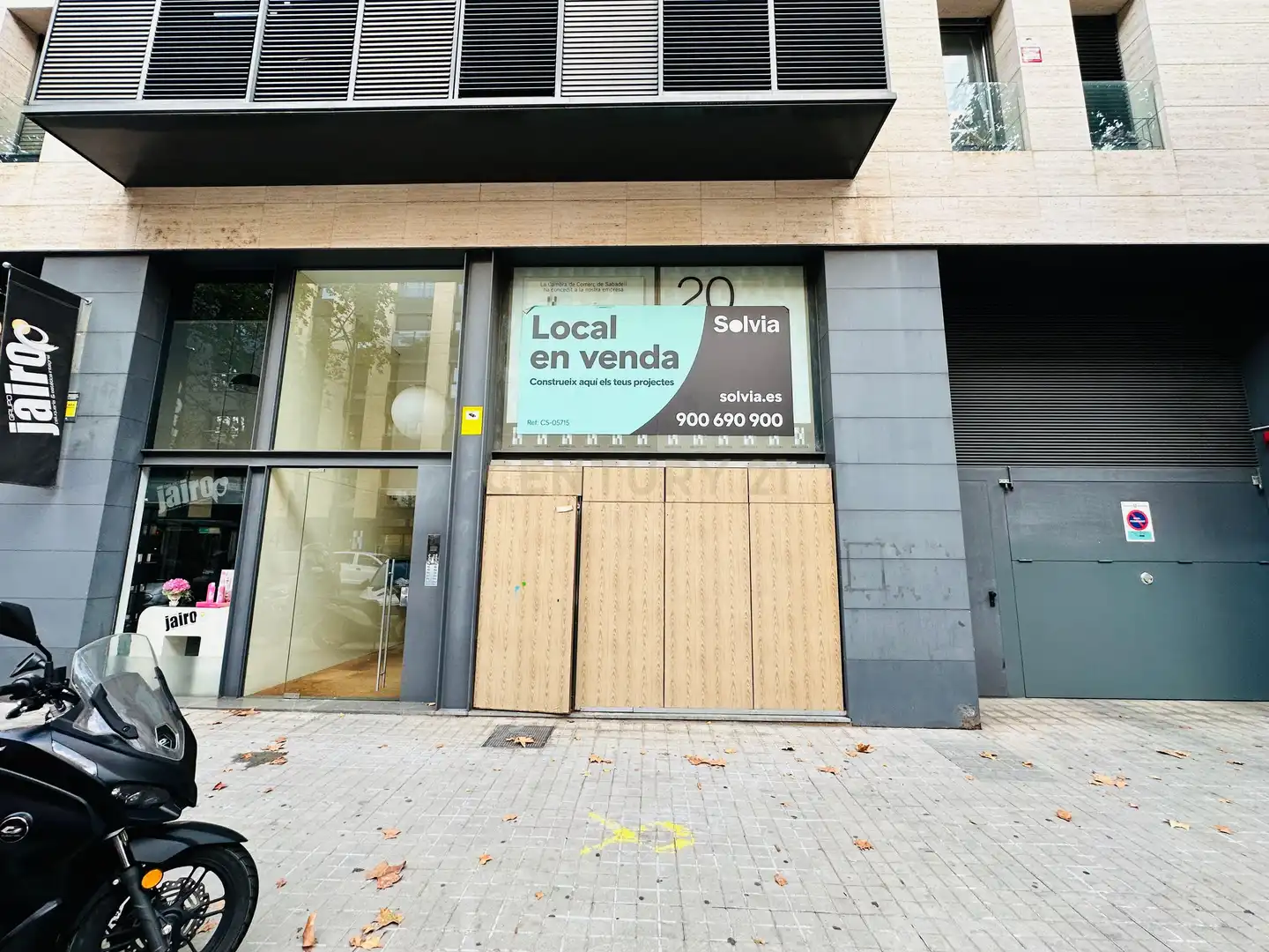 Locale commerciale in vendita a Carrer de Sol i Padrís, Sabadell, Spain