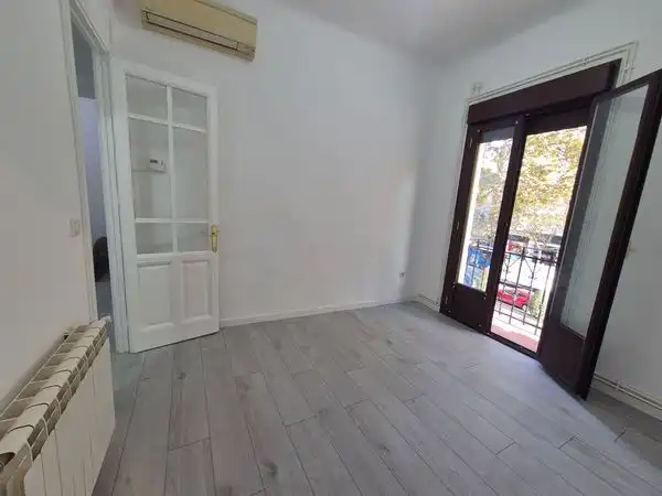 Schlafzimmer von Wohnung zur Miete in Madrid mit Klimaanlage, Heizung und Ofen