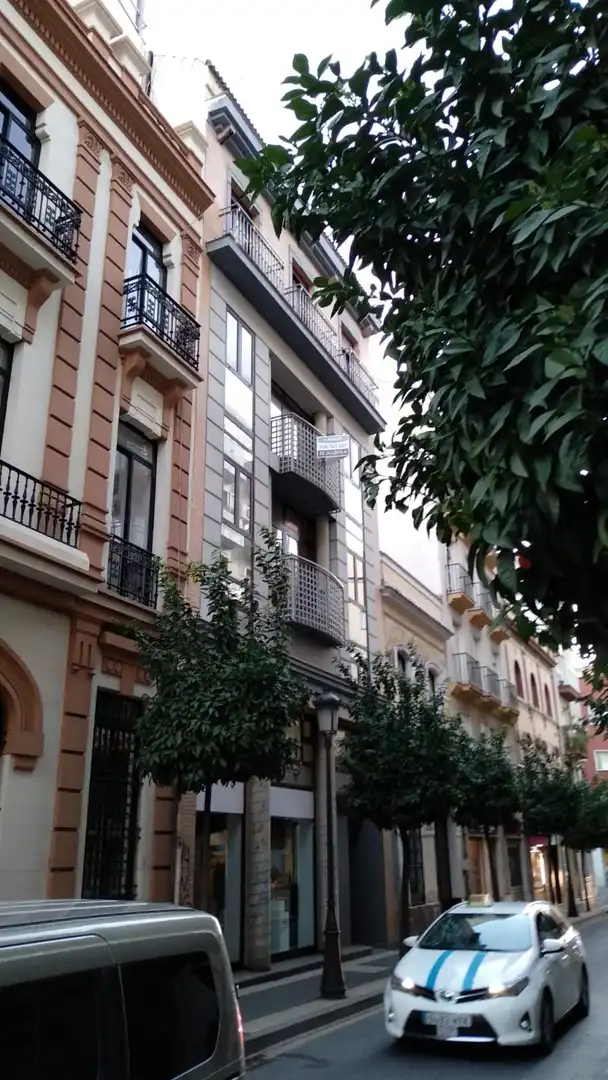 Office for rent in Cardenal Albornoz, Centro