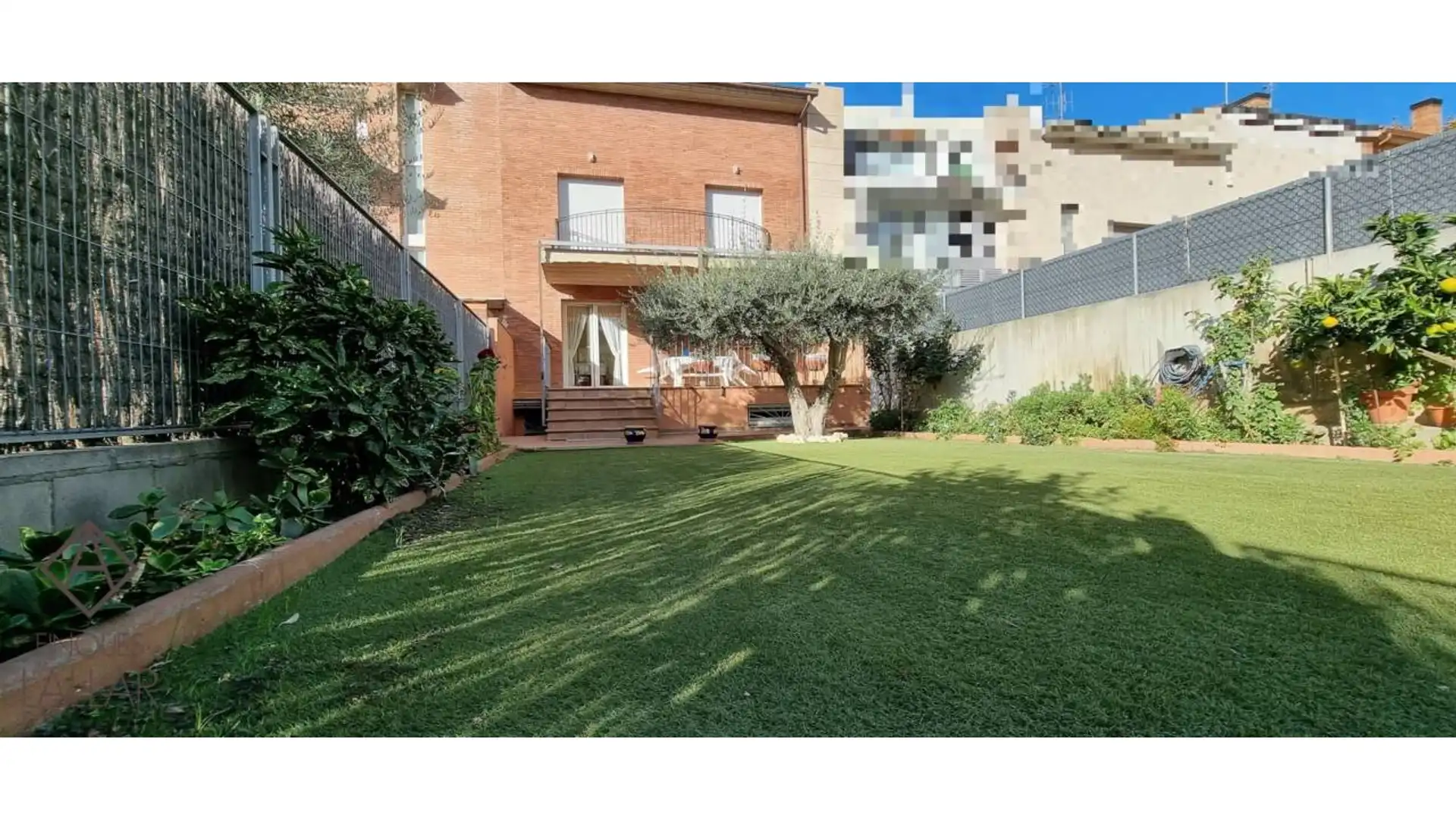 Jardín de Casa adosada en venta en Granollers con Calefacción, Jardín privado y Terraza