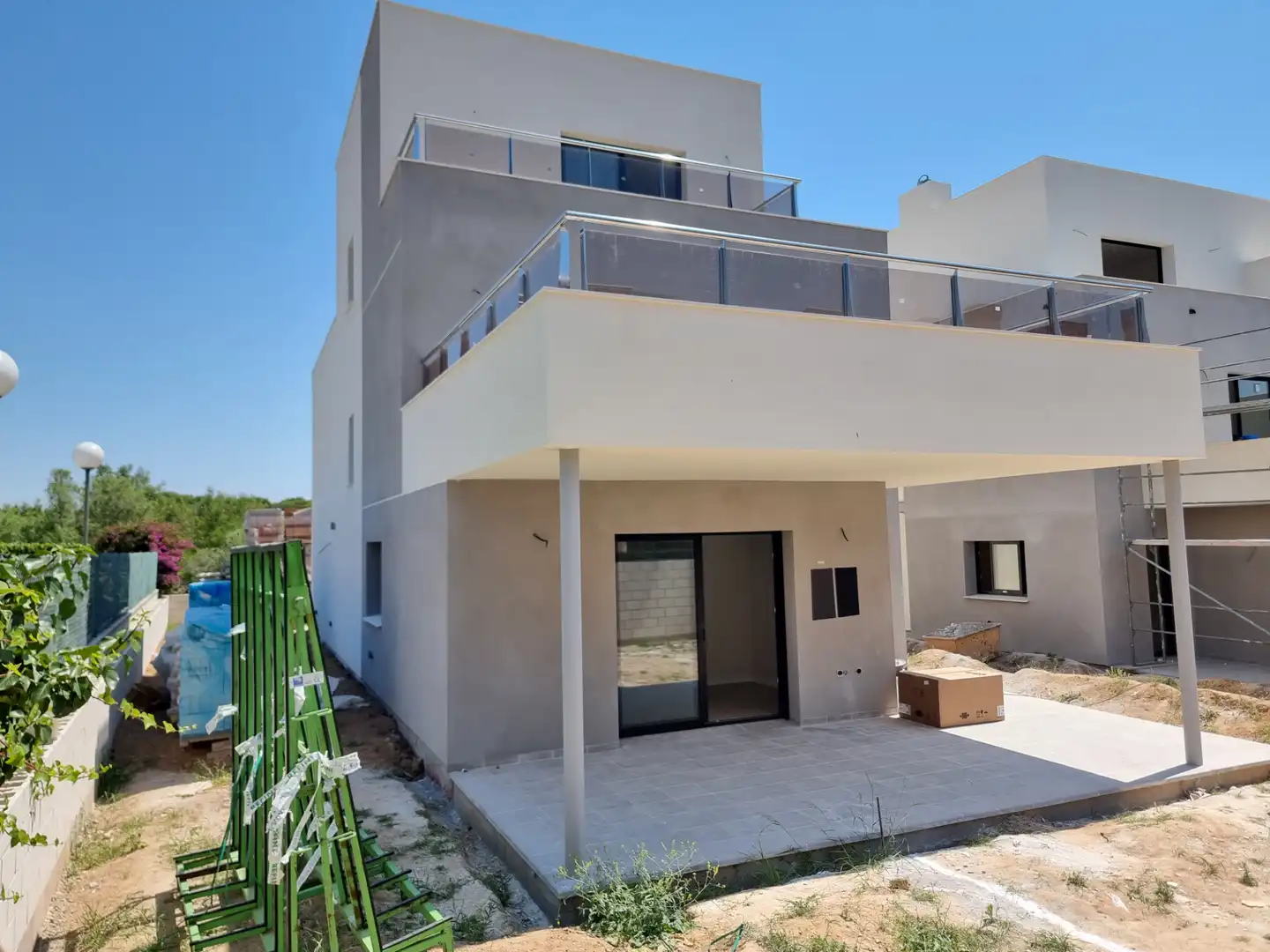 Außenansicht von Haus oder Chalet zum Verkauf in Cambrils mit Klimaanlage, Heizung und Privatgarten
