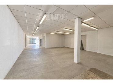 Local comercial en venda a Calle Candi Bayes