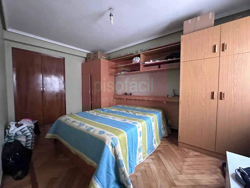 Habitación de Piso en venta en Lugo Capital