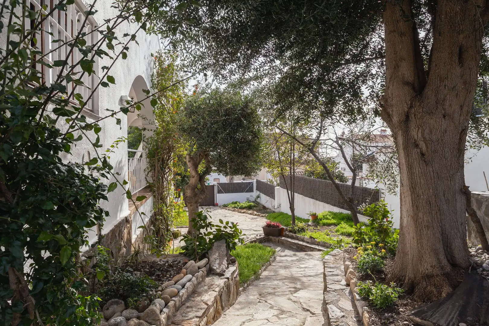 Jardí de Casa o xalet en venda en Cunit amb Aire condicionat, Calefacció i Jardí privat