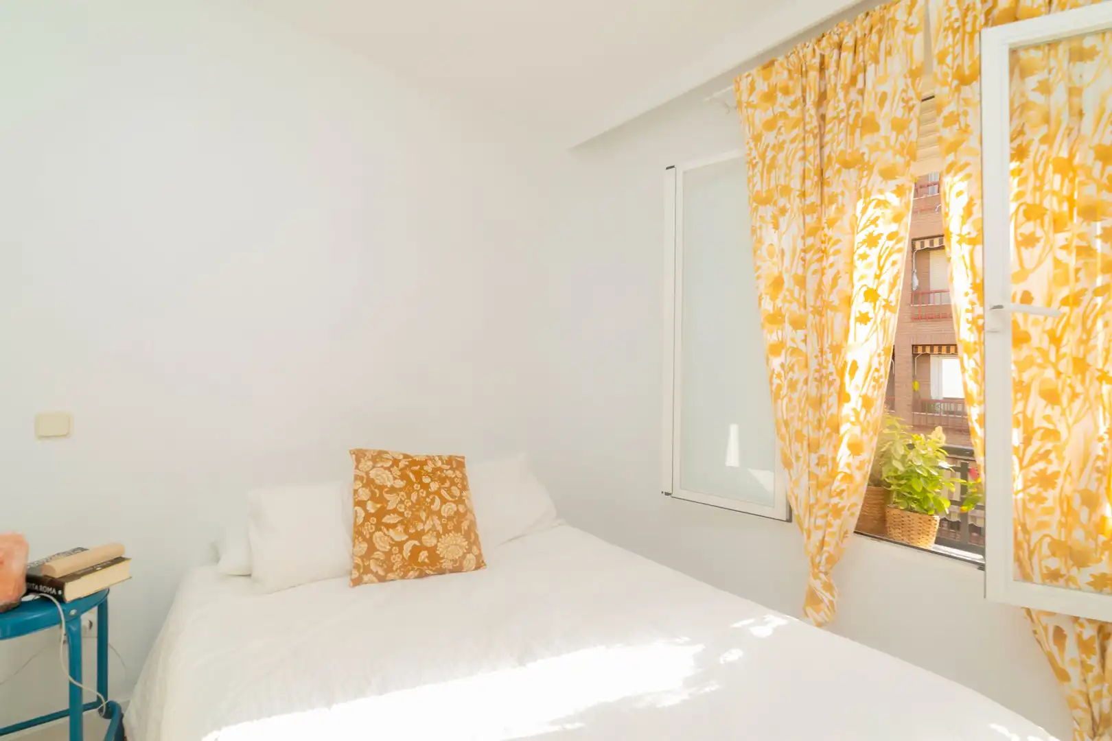 Habitación de Piso de alquiler en Madrid con Aire acondicionado, Calefacción y Amueblado