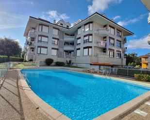 Piscina de Pis en venda en Noja amb Terrassa