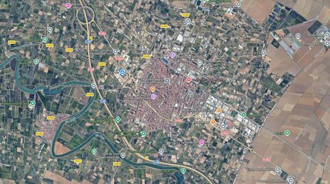 Se vende terreno urbano de 503 m con una fachada frontal de 15 metros, situado en una zona consolidada de Sueca.br La parcela cuen