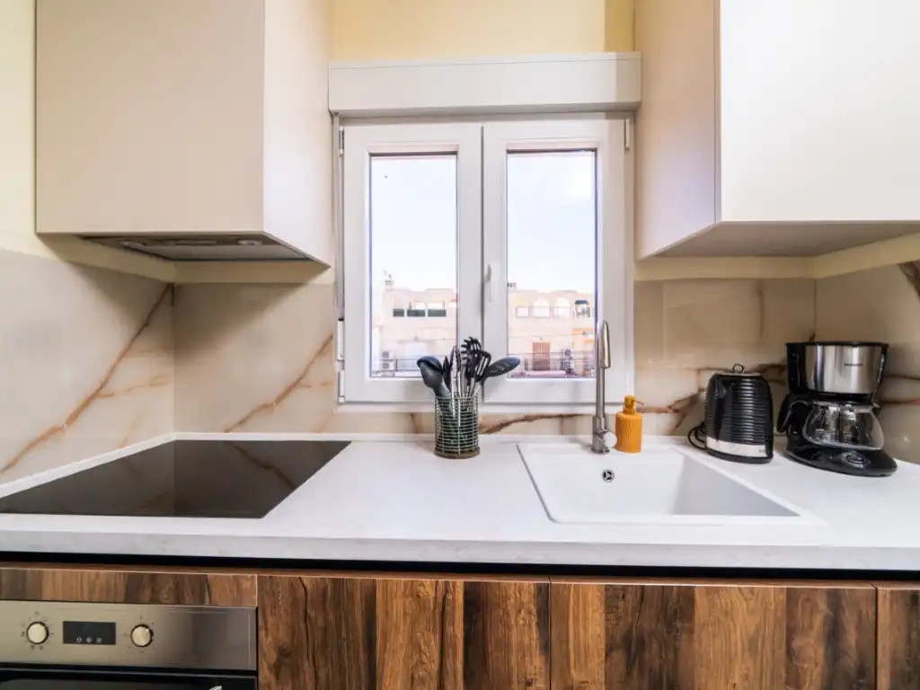 Cuina de Apartament en venda en Torrevieja amb Aire condicionat i Piscina