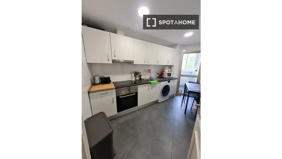 Kitchen of Flat for rent in Madrid  with Air Conditioner, Heating and Furnished
