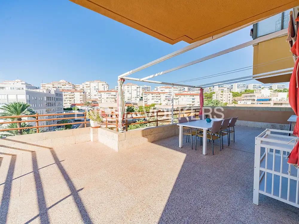 Flat with lift for sale in Avenida San Bartolome Tir 53, imagen 6