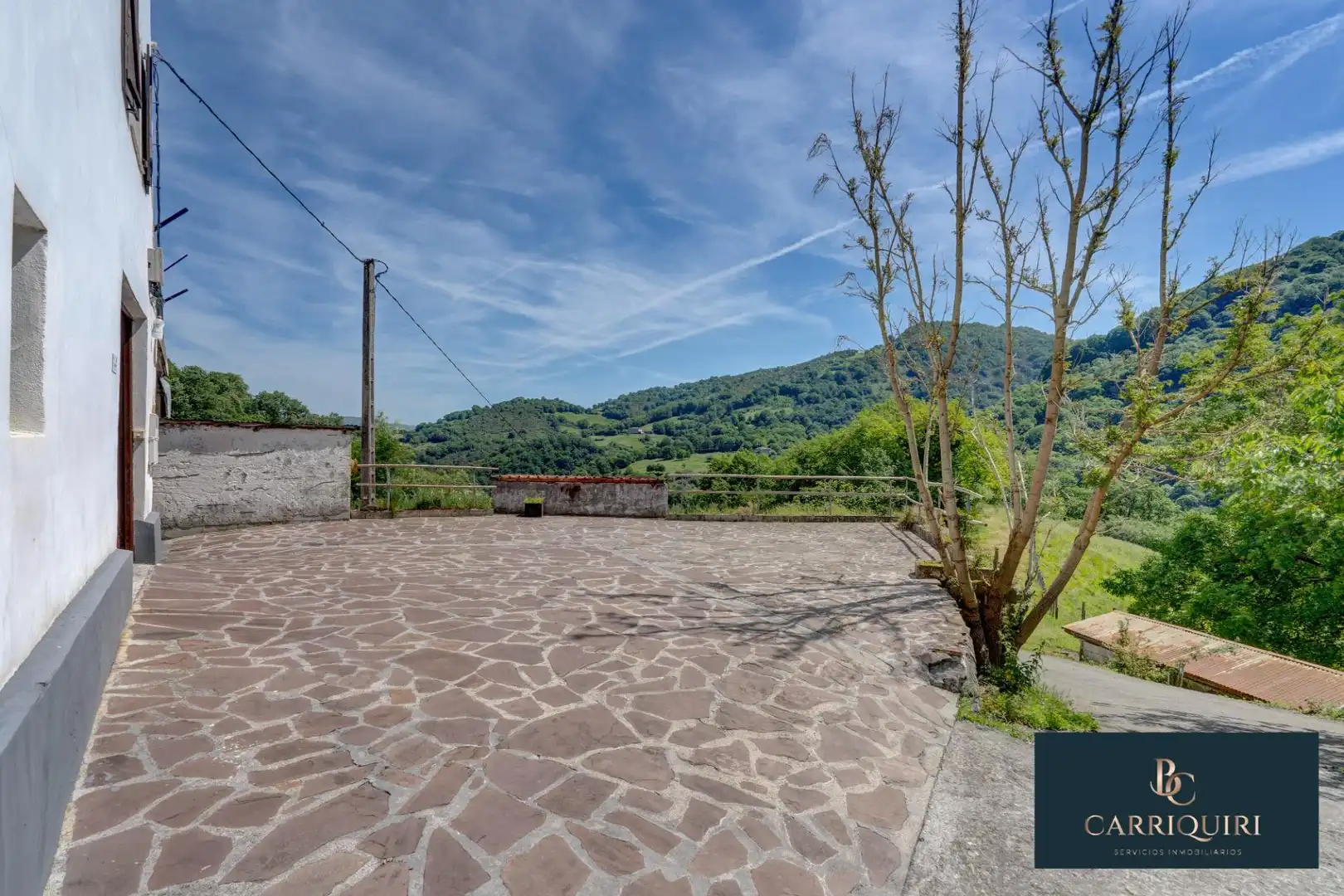 Exterior view of Houses for sale in Oiz