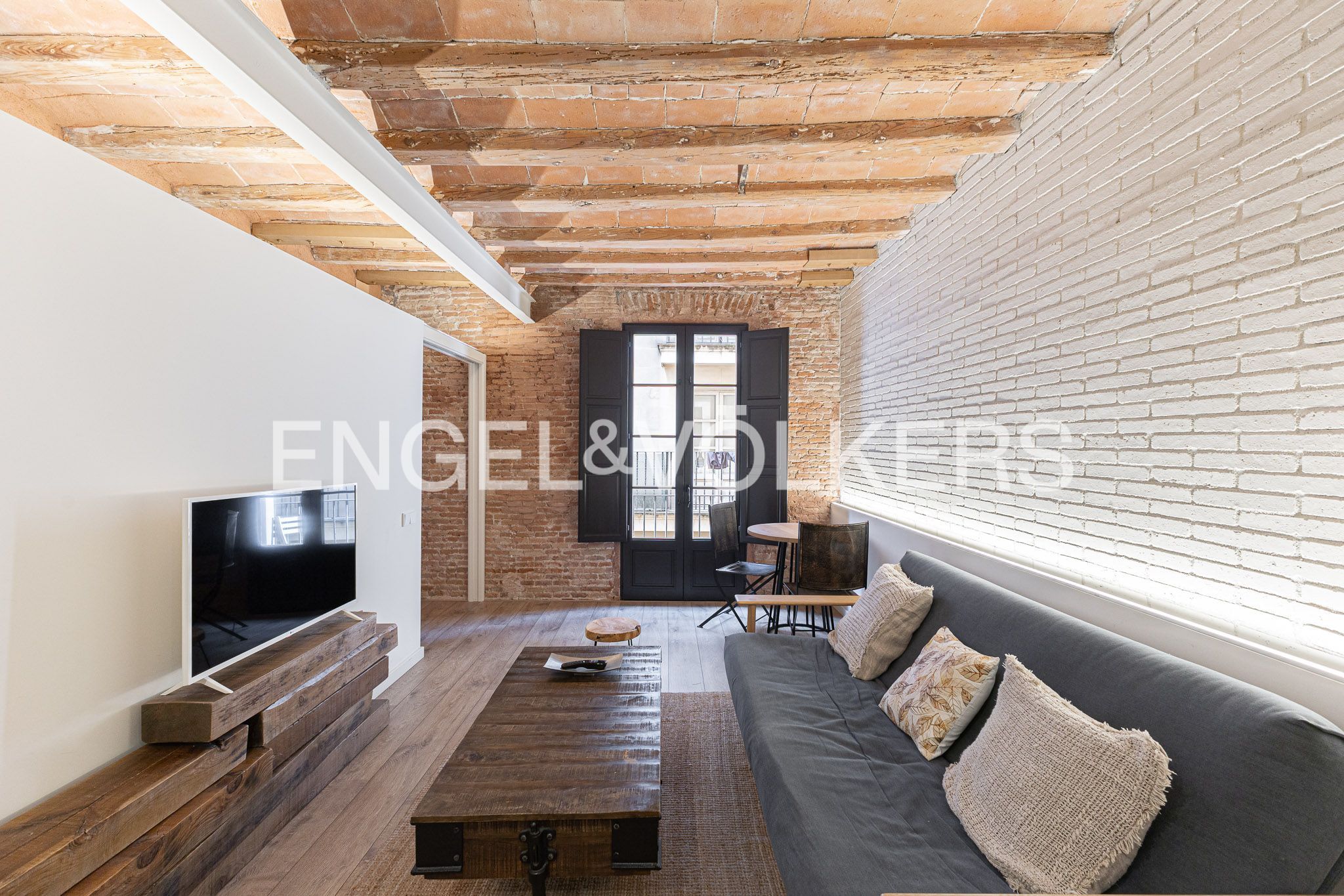 Sala d'estar de Apartament en venda en  Barcelona Capital amb Aire condicionat, Calefacció i Jardí privat