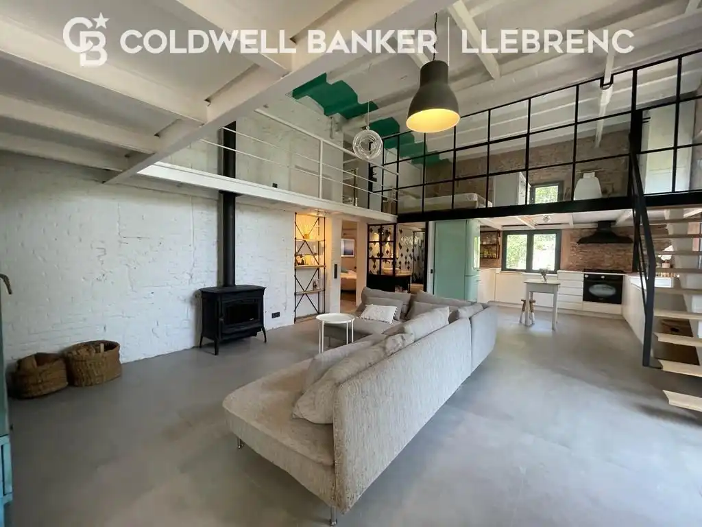 Dúplex de lloguer en Barcelona amb Parquet, Moblat i Forn