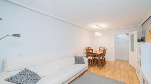 Foto 2 von Wohnung zum Verkauf in Calle Nardos, Norte - Universidad, Móstoles