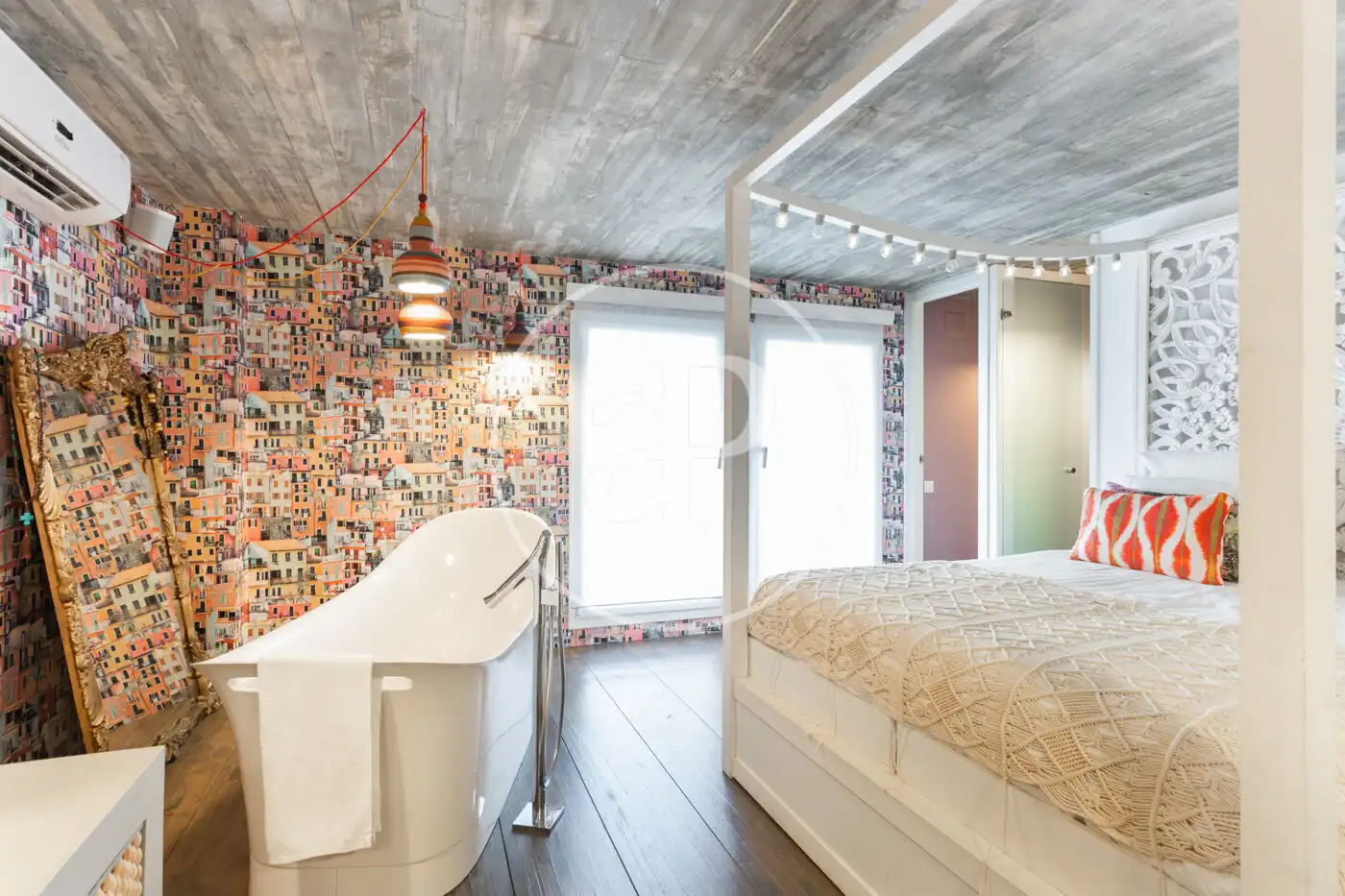 Houses for rent in Carrer de Josep Serrano, Can Baró