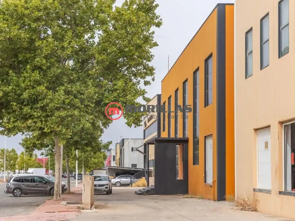 Exterior view of Industrial buildings for sale in Yecla