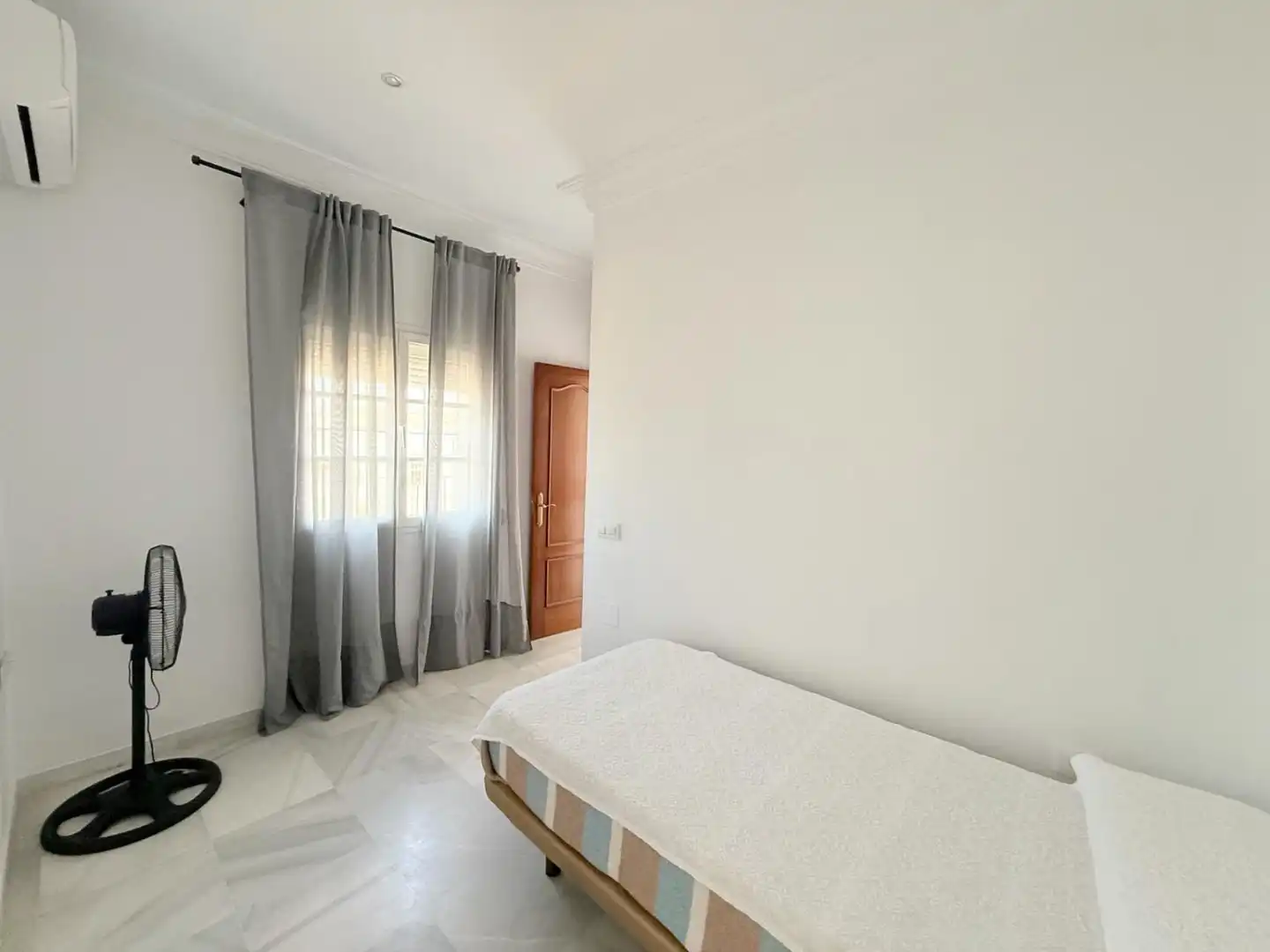 Bedroom of Houses for sale in Jerez de la Frontera  with Air Conditioner, Heating and Terrace