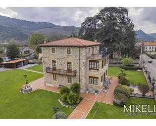 Exterior view of House or chalet for sale in Santiurde de Toranzo  with Heating, Private garden and Parquet flooring